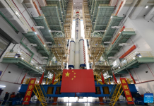 China ultima los preparativos para el lanzamiento de la misión tripulada Shenzhou-21