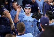 ¡A un paso del título! Toronto se quedó con el quinto juego de la Serie Mundial y lideran 3-2 sobre los Dodgers
