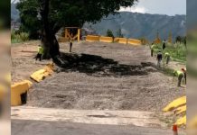 Fuerza trabajadora de Envial ejecuta mantenimiento y desmalezado en la rampa de frenado de Tazón
