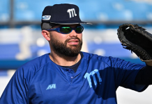Renato Núñez se une al primer día de prácticas de Navegantes del Magallanes buscando liderar la ofËnsiva turca y el campeonato de la LVBP