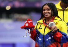 La venezolana Alejandra Pérez mantiene su racha de éxito y logra el tercer lugar en los 400 metros T12 del campeonato en India