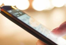 Deslizar pantalla mientras ves videos inspiradores reducen el ëstrés tanto como meditar
