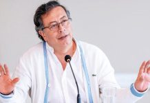 Fâllas tecnológicas y logísticas afęctan la consulta del Pacto Histórico en Colombia, Petro denüncia irregulāridades y llama a votar