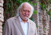 Premio Nobel de Literatura 2025 fue otorgado al autor húngaro László Krasznahorkai por su trabajo de «terrör apocälíptico»