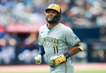 ¡Por la serie de campeonato! Chourio lidera a Milwaukee para estar a un paso de ganar la Liga Nacional