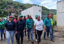 Gobierno Nacional controló desbÖrdamiento de río en la carretera Petare-Guarenas este miércoles 15-oct