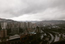 Lluvias y descargas eléctricas se pronostica en varias zonas del país para este jueves