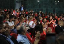Presidente Nicolás Maduro agradece al Movimiento Artístico Futuro por su serie biográfica: «Tuve sentimientos encontrados durante la reproducción de la obra»