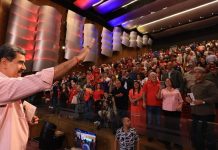 Estructuras administrativas en las regiones y municipios del país deben ser renovadas antes del 2026, exhortó el presidente Maduro a los nuevos gobernadores