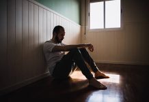 La OMS declara la soledad en hombres como crïsis de salud pública global: limita la expresión emocional y eleva rïesgos mentales y físicos