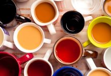 Consumir entre siete y ocho bebidas diarias (agua, café y té) se asocia con un 28% menos riesgÖ de mort@lidad