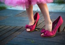 Cuando un niñø se pone los zapatos de sus padres no es un juego: Javier de Haro explica lo que hay detrás del juego