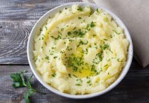 Dale un toque adicional de sabor a tus comidas sin complicarte tanto: Receta de Puré de Papas con hierba clásica, fácil y rendidora en 20 minutos