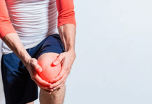 El ejercicio físico guiado desde casa demuestra ser tan efectivo como la fisioterapia para reducir el dÖlor de rodilla por artrÖsis