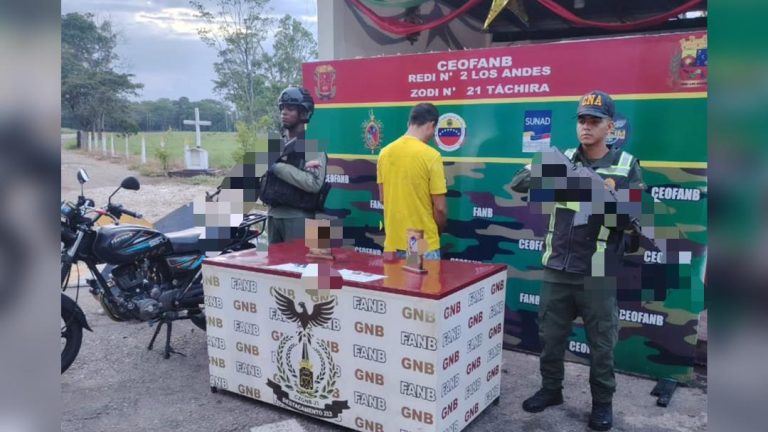 GNB aprehËndió a un sujeto con 19 dosis de drög@ y retuvo una motocicleta sin placas en el PAC El Carira, Táchira