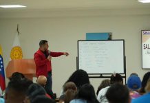 De la táctica a la legislación marítima: La Guaira profundiza su formación estratégica con expertos militares