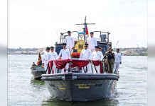 Maracaibo colmada de fe: Muelle del Malecón recibió con júbilo a la Virgen de Chiquinquirá tras su recorrido lacustre (+ Fotos)
