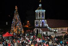 ¡Oficialmente navidad en la Colonia Tovar! Mágico encËndido de luces inauguró la temporada decembrina (+ Video)