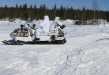 Rusia investiga la desaparïción de 13 turistas tras una excursión en motos de nieve en los Urales: uno de los incïdentes más gräves del invierno de 2025