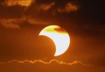 El cielo se prepara: un eclipse solar histórico convertirá el día en noche ¿Cuándo será?