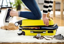 Estudios revelan que las mujeres empacan el doble de lo que necesitan para viajar: «solo por si acaso»