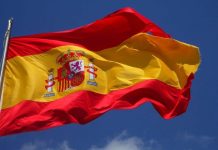 Cifra de migrantes con permiso de residencia en España subió un 4,5 % respecto a 2024