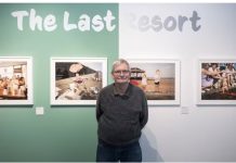 Fallêce a los 73 años Martin Parr, fotógrafo por excelencia por plasmar las aspiraciones de la clase media británica