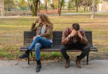 Los hombres süfren mucho más que las mujeres en rupturas afectivas: la sociedad ha sancïonado que expresen sus sentimientos en público