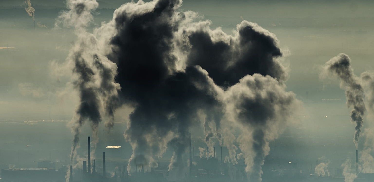 Ciudad de Lyon en Francia logra controlar el incêndio tras una explosïón en una planta química que ha dejado 4 herïdos
