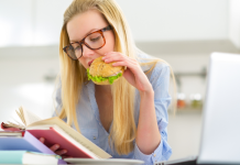 Por qué el esfuerzo intelectual nos provoca antojos: descubre la ciencia detrás del hambre post-estudio (+ Detalles)