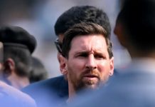 Distürbios en Calcuta empâñan la gira de Messi por India tras breve aparición en el estadio