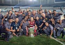 ¡Gran gesto! Capitán del Flamengo festejó título con quienes nunca salen en la foto: compartió su logro con el personal de limpieza del estadio Maracaná