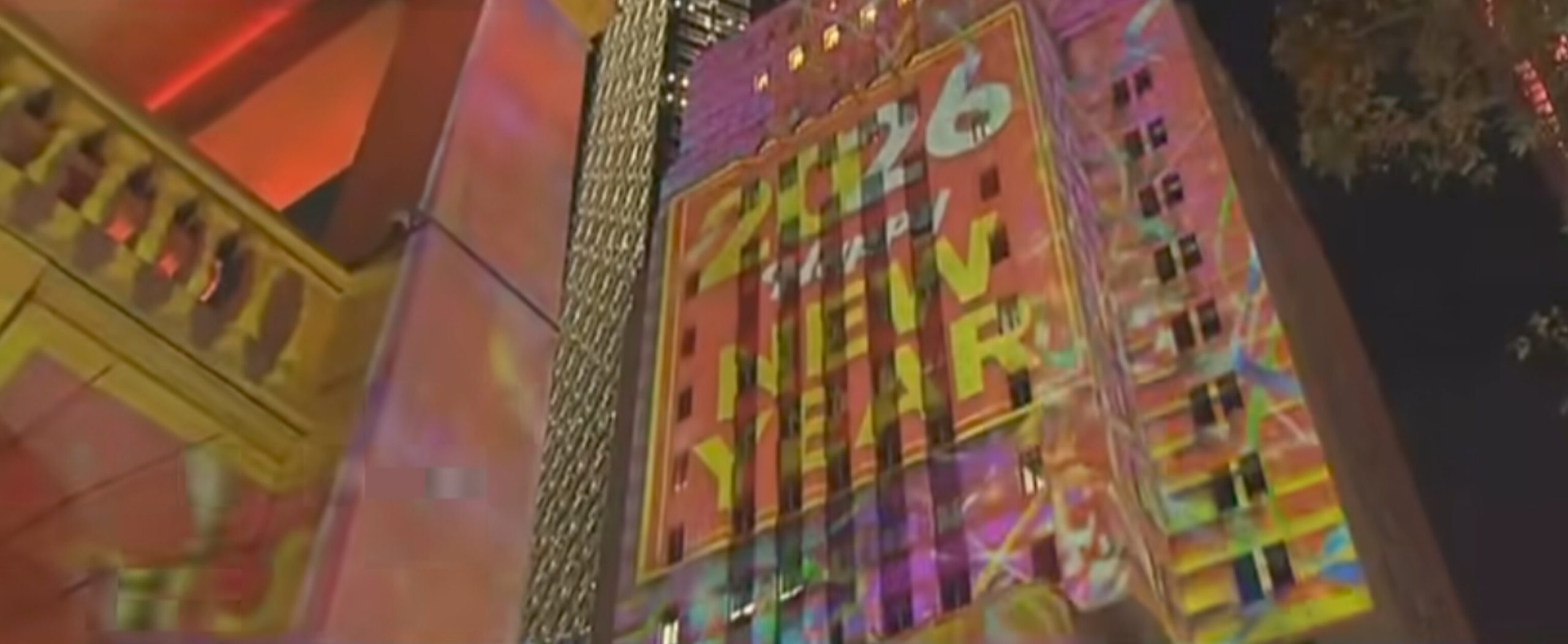 Hong Kong recibe el Año Nuevo 2026 con música y espectáculo de luces en lugar de fuęgos artificiales (+ Video)