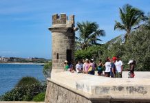 Éxito en el Caribe: evalúan el avance del 1×10 del Buen Gobierno y el flujo de visitantes rusos en Nueva Esparta (+ Detalles)