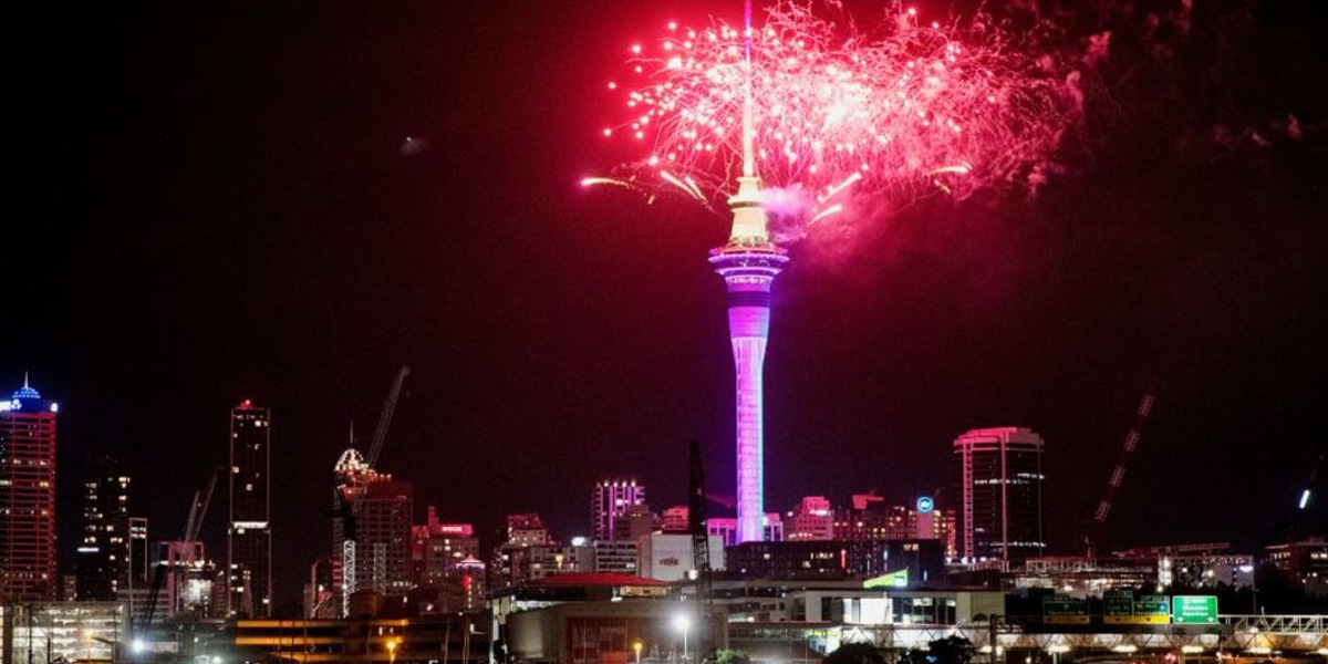 Varios países ya le dieron la bienvenida al 2026 y Nueva Zelanda se une a las celebraciones con fuęgos artificiales (+ Video)
