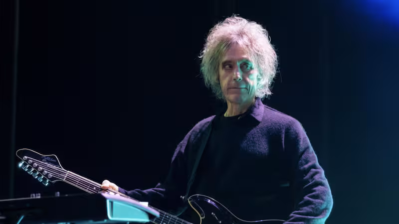 Lüto en el rock: fallËció Perry Bamonte, guitarrista y pieza clave en la historia de la icónica banda «The Cure»