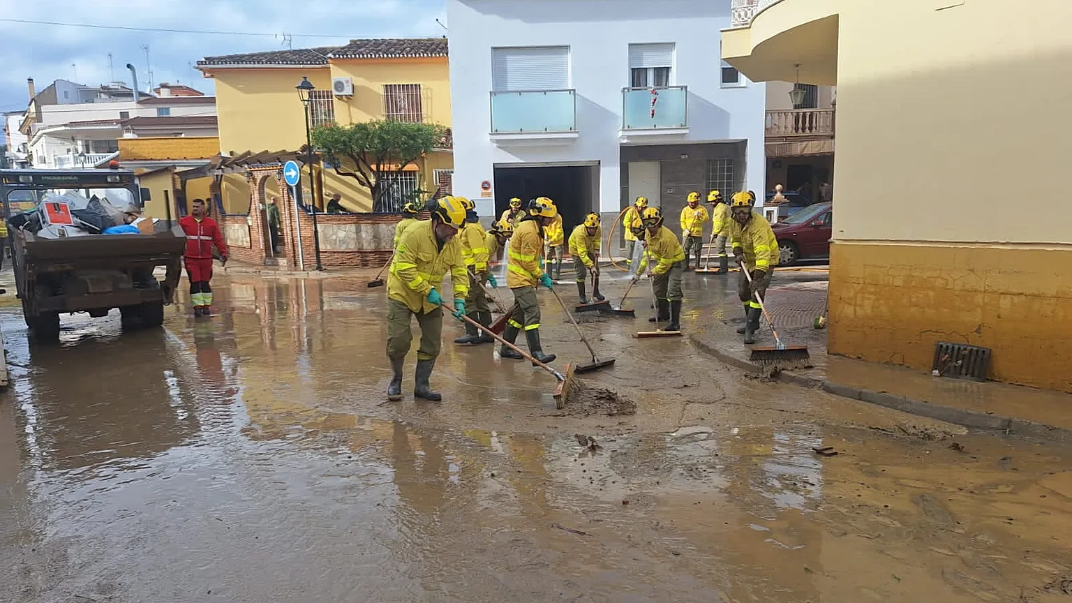 Temporal de lluvias en España provoca estragøs al sur del país: Un dêsaparêcido y dos fallêcidos (+ Detalles)