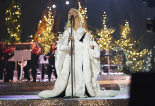 Christina Aguilera iluminó las calles de París para celebrar el 25 aniversario de su álbum navideño «My Kind of Christmas» (+ Detalles)