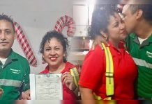 Esta pareja mexicana terminó su matrimonio con un beso, sonrientes y tomados de la mano: «No hay necesidad de odiÖ, ¡Feliz divorcio!»