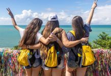 Joven que no tiene vínculos con sus padres pidió autorización judicial para salir de Argentina e ir a Brasil de viaje de egresados