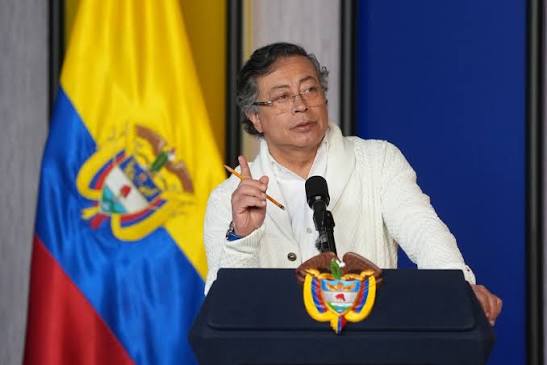 Presidente Gustavo Petro declaró emêrgência económica por 30 días en Colombia (+ Detalles)