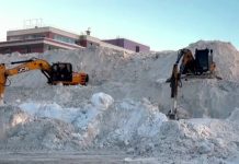 Moscú es cubierta por la mayor nevada en 200 años y altera la vida cotidiana: la nieve en el suelo llega hasta 60 centímetros (+ Detalles)