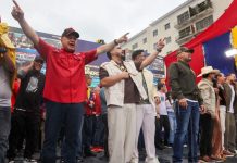 «El que crea que esto es una bątalla de tres días está viendo otra película. Somos una roca indestructible», así lo afirmó el Secretario del PSUV