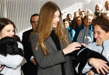 Princesa Sofía realizó su primer acto en solitario de 2026: acudió al centro de cría y adiestramiento de perros guía de la ONCE en Boadilla del Monte (+ Fotos)