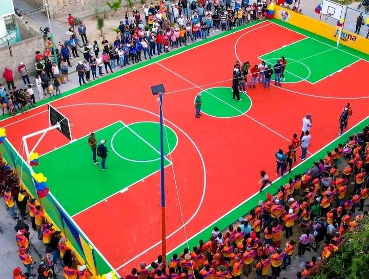 Impulso al talento sucrense: autoridades reinauguran canchas deportivas en distintas comunidades de Cumaná