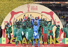 Senegal se corona campeón de África en una final agónicä marcada por la pølémica y el errør de Brahim Díaz (+ Detalles)