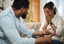 Recordar a una persona ingrata lo que has dado no es humillarla, es poner límites a su amnesia emocional y proteger tu entrega (+ Video)