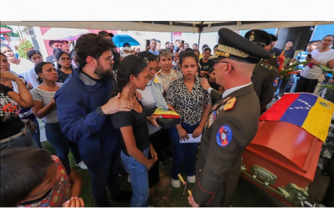 Gobernador Ernesto Luna honró la memoria de los militares monaguenses fallecïdos en el atâque perpëtrado por EEUU (+ Fotos)