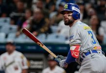Historia pura: Renato Núñez se convierte en el primer pelotero en dar dos Grand Slam en un mismo juego de la LVBP (+ Detalles)