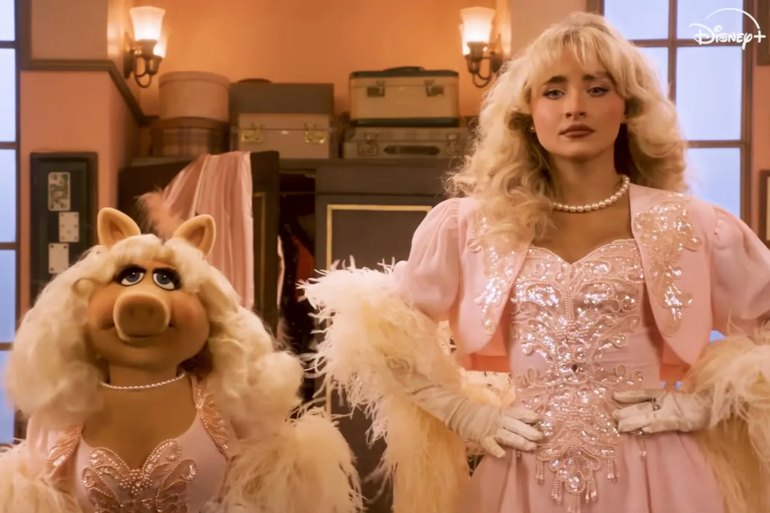 Sabrina Carpenter se une a Miss Piggy en el esperado regreso de The Muppet Show por su 50 aniversario (+ Detalles)